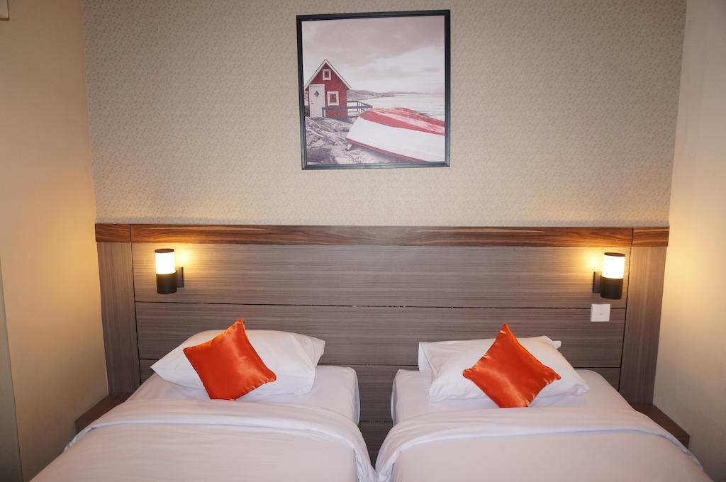 Ekon Hotel Jogjakarta Kamer foto